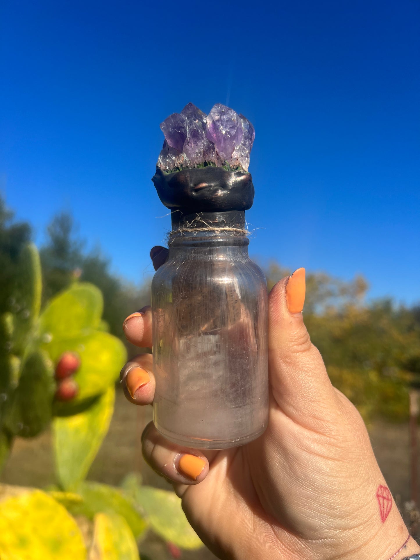 Crystal Potion Bottle: Amethyst