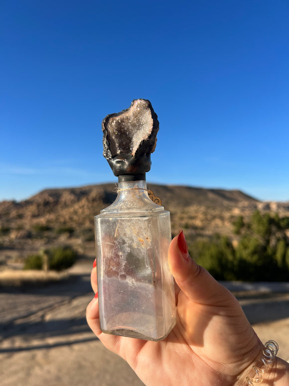 Crystal Potion Bottle: Amethyst Aura