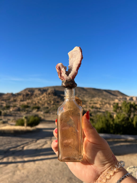 Crystal Potion Bottle: Agate