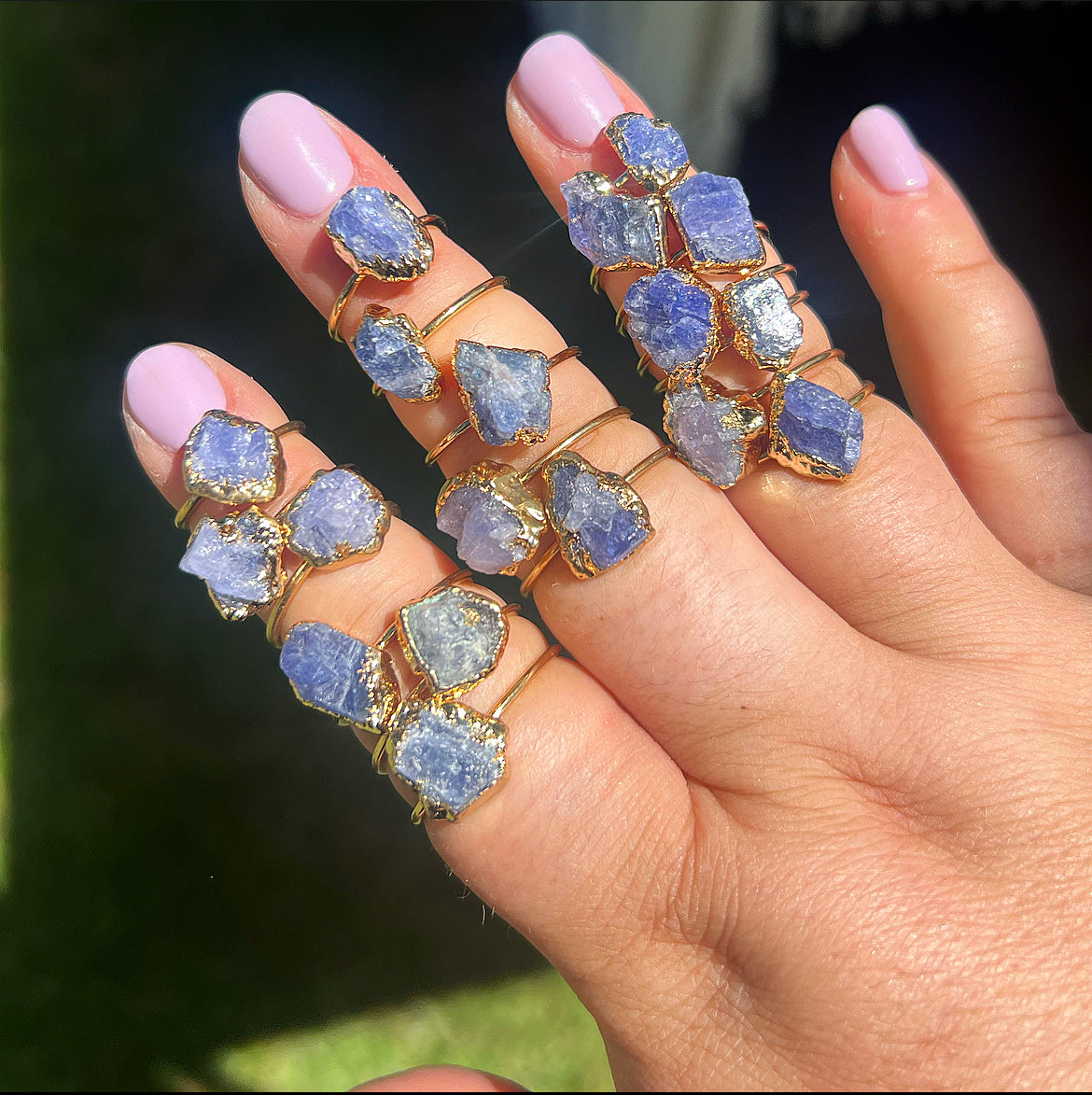 Raw Tanzanite